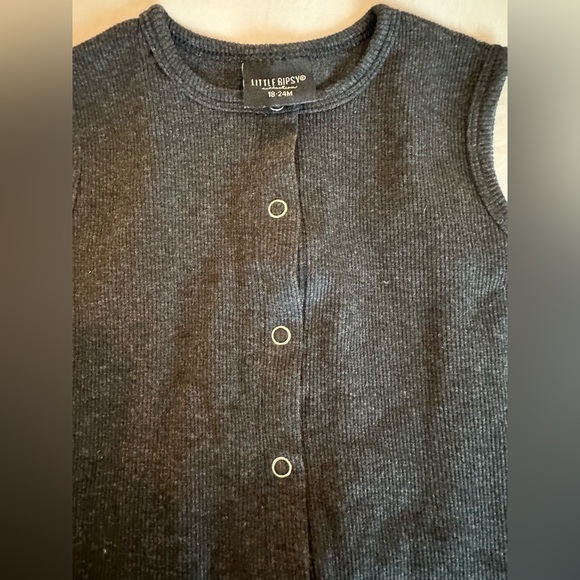 EUC Little Bipsy Ribbed Sleeveless Romper - 18-24 Months - Picture 4 of 5